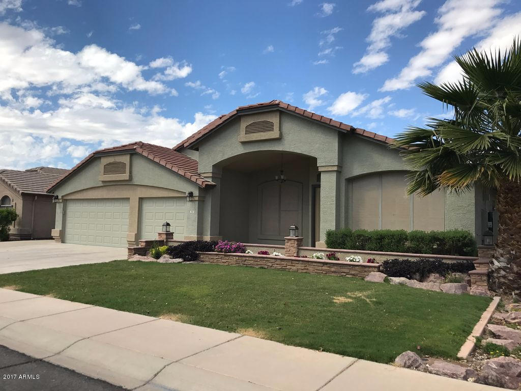 914 E Betsy Ln, Gilbert, AZ 85296 photo 2