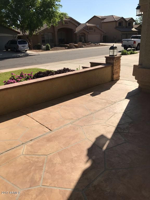 914 E Betsy Ln, Gilbert, AZ 85296 photo 4