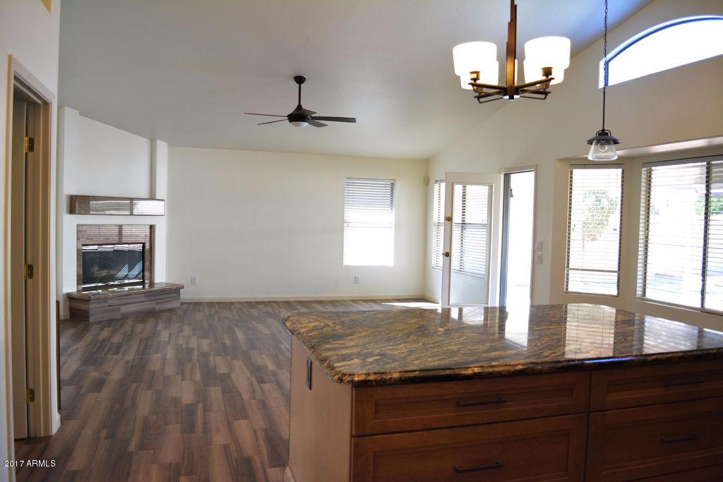 914 E Betsy Ln, Gilbert, AZ 85296 photo 13