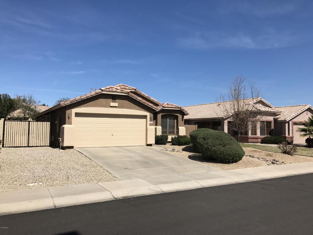 3326 E Woodside Way, Gilbert, AZ 85297 photo 3