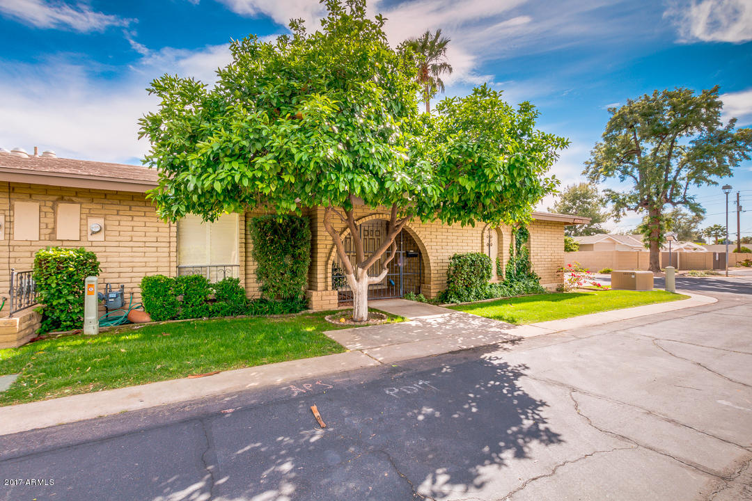 1021 E Marlette Ave, Phoenix, AZ 85014 photo 2