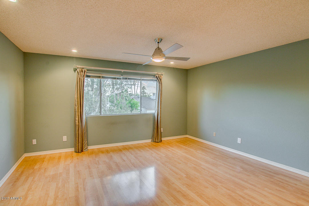 811 E Chilton Dr, Tempe, AZ 85283 photo 10