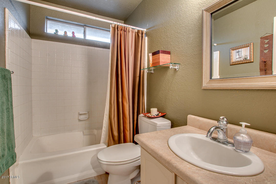 811 E Chilton Dr, Tempe, AZ 85283 photo 14