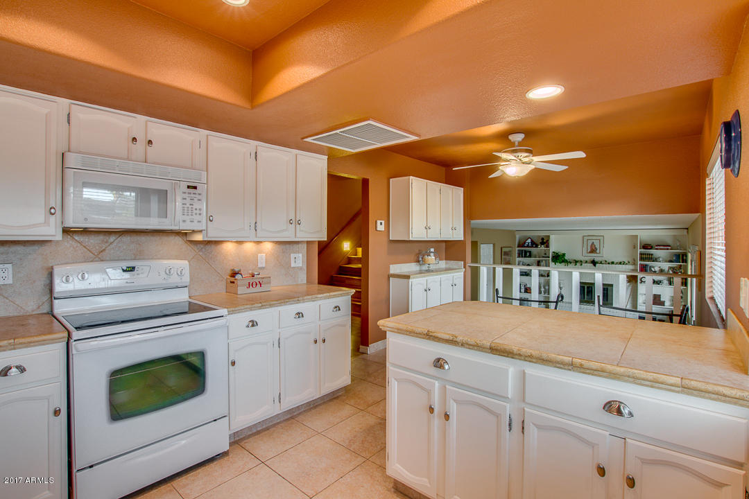 811 E Chilton Dr, Tempe, AZ 85283 photo 6