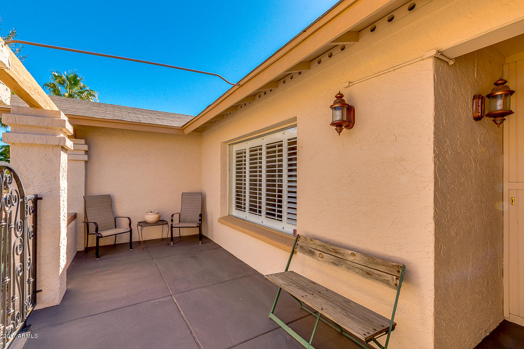 2901 E Claire Dr, Phoenix, AZ 85032 photo 5