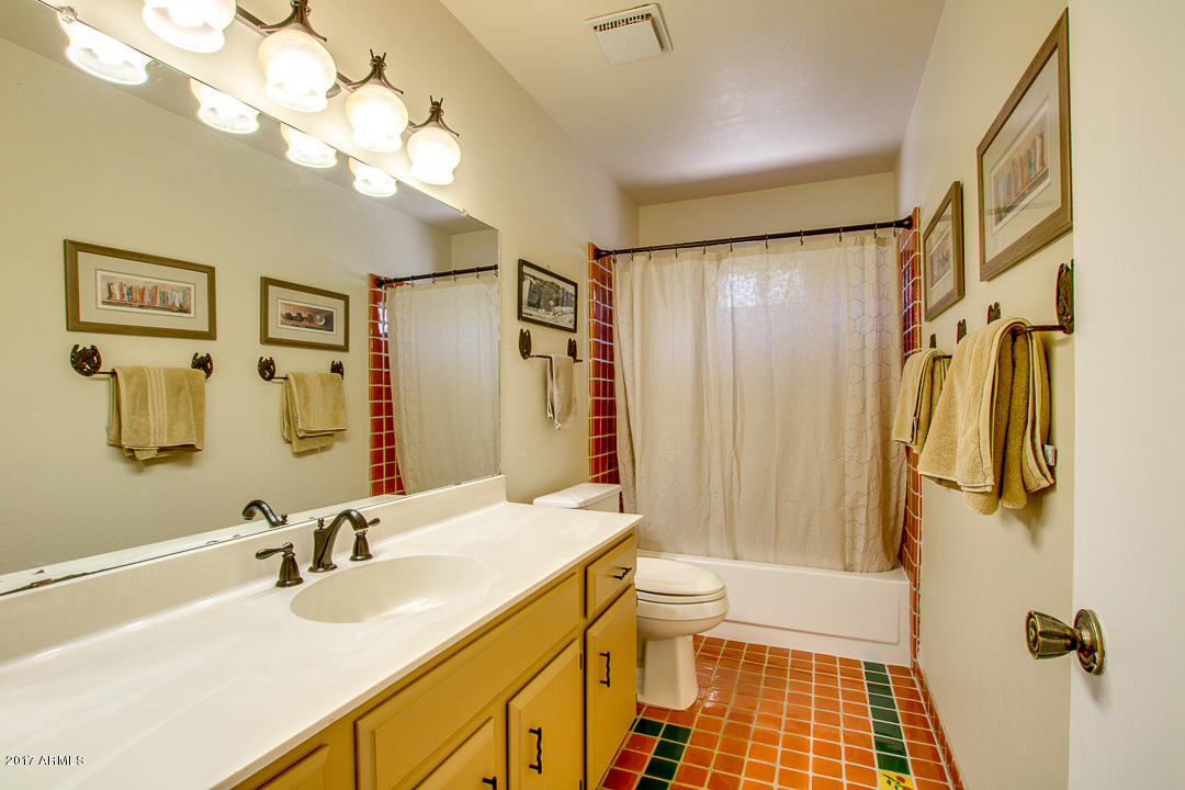 2901 E Claire Dr, Phoenix, AZ 85032 photo 25