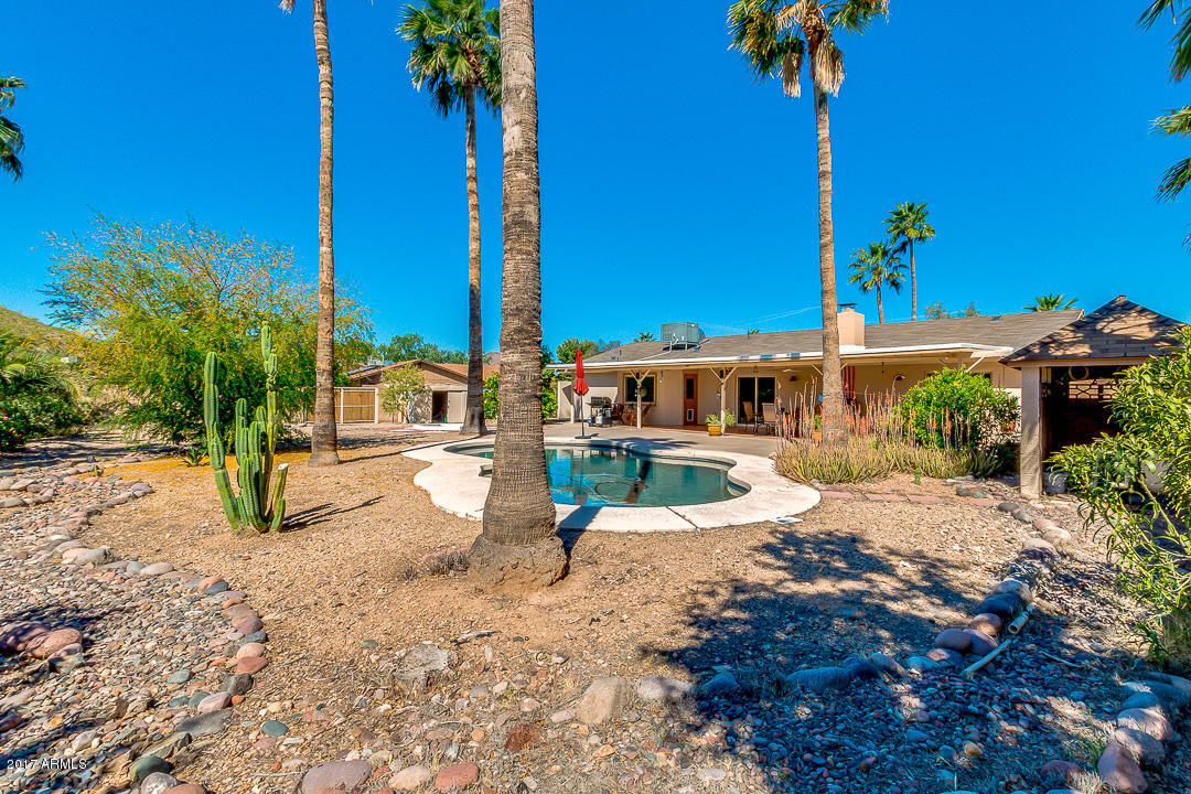 2901 E Claire Dr, Phoenix, AZ 85032 photo 37