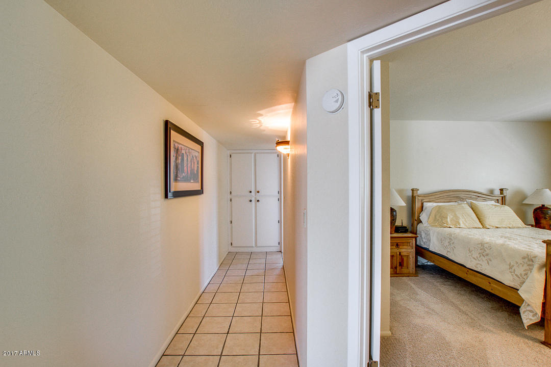 2901 E Claire Dr, Phoenix, AZ 85032 photo 18