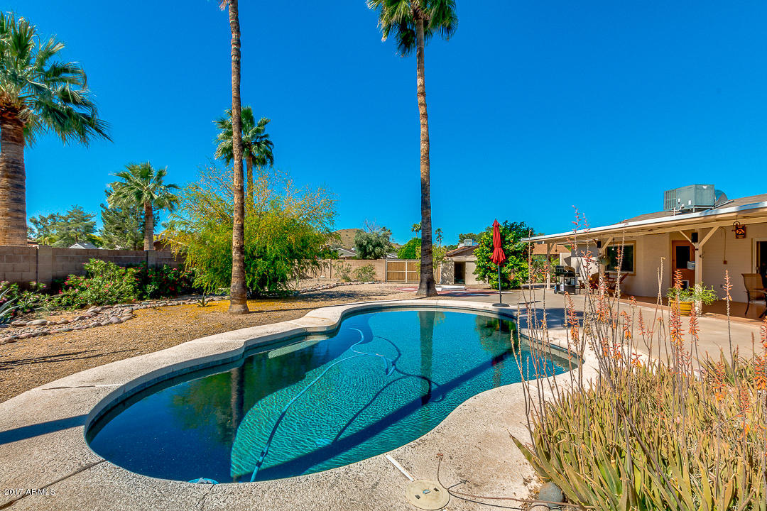 2901 E Claire Dr, Phoenix, AZ 85032 photo 33