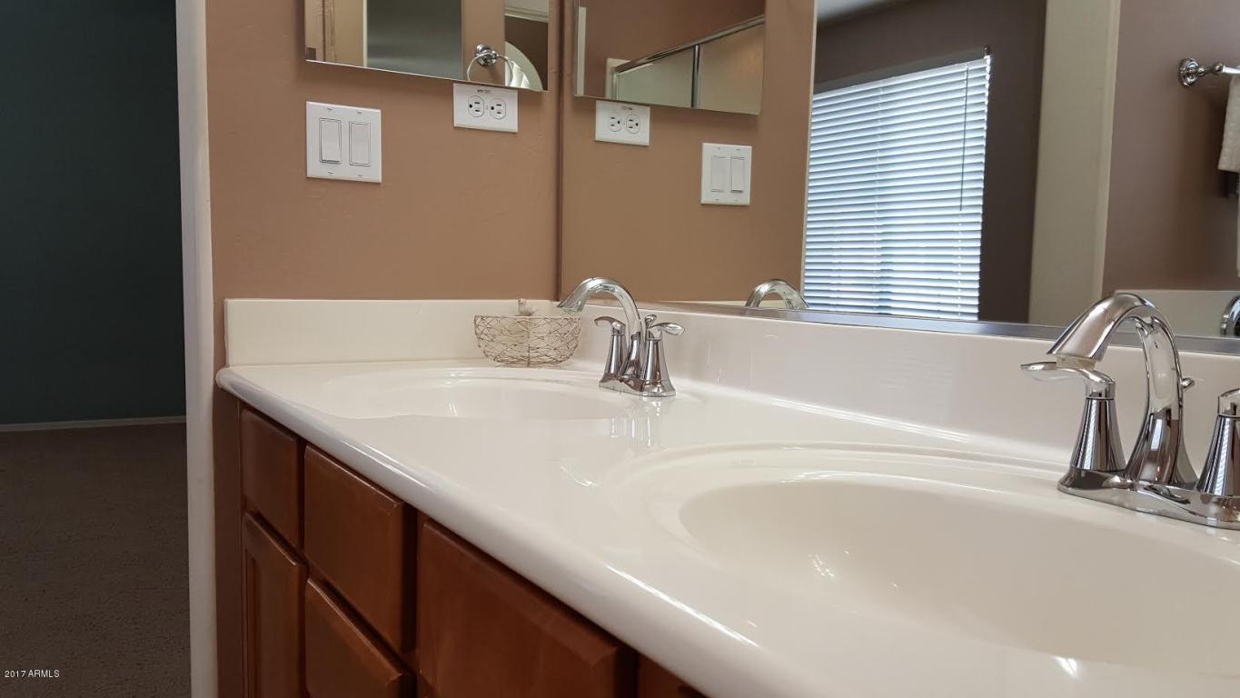 3262 E Meadowview Dr, Gilbert, AZ 85298 photo 16