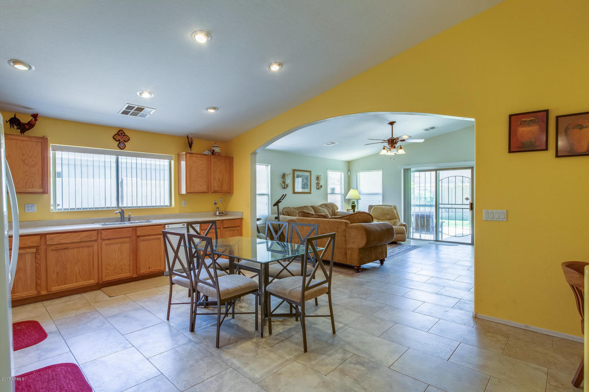 2903 S 73rd Dr, Phoenix, AZ 85043 photo 7