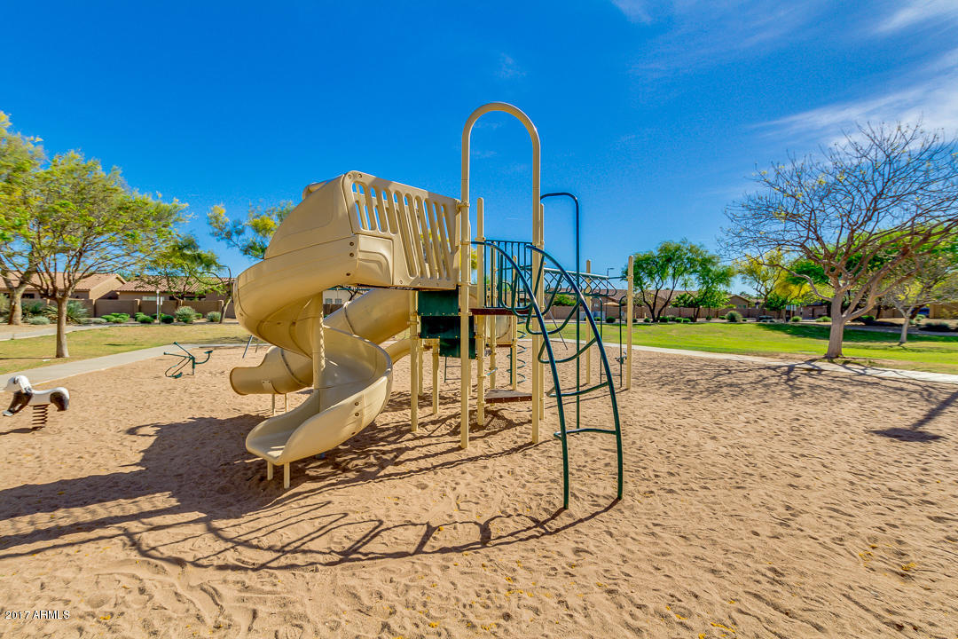 402 E Windsor Dr, Gilbert, AZ 85296 photo 46