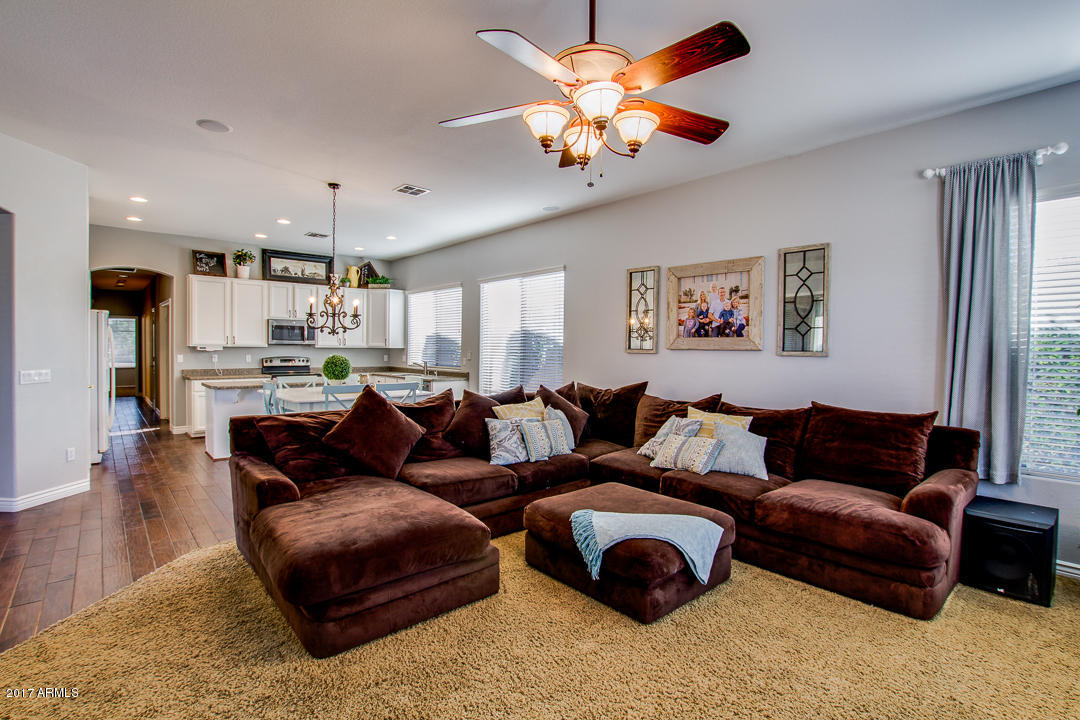 402 E Windsor Dr, Gilbert, AZ 85296 photo 16