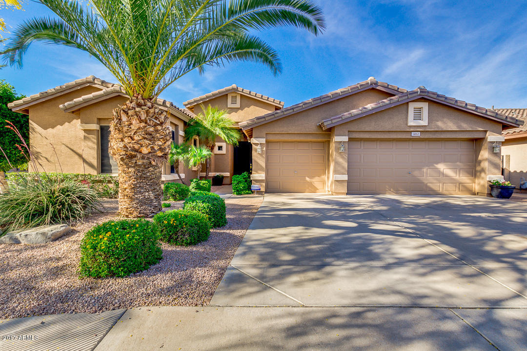 402 E Windsor Dr, Gilbert, AZ 85296 photo 1