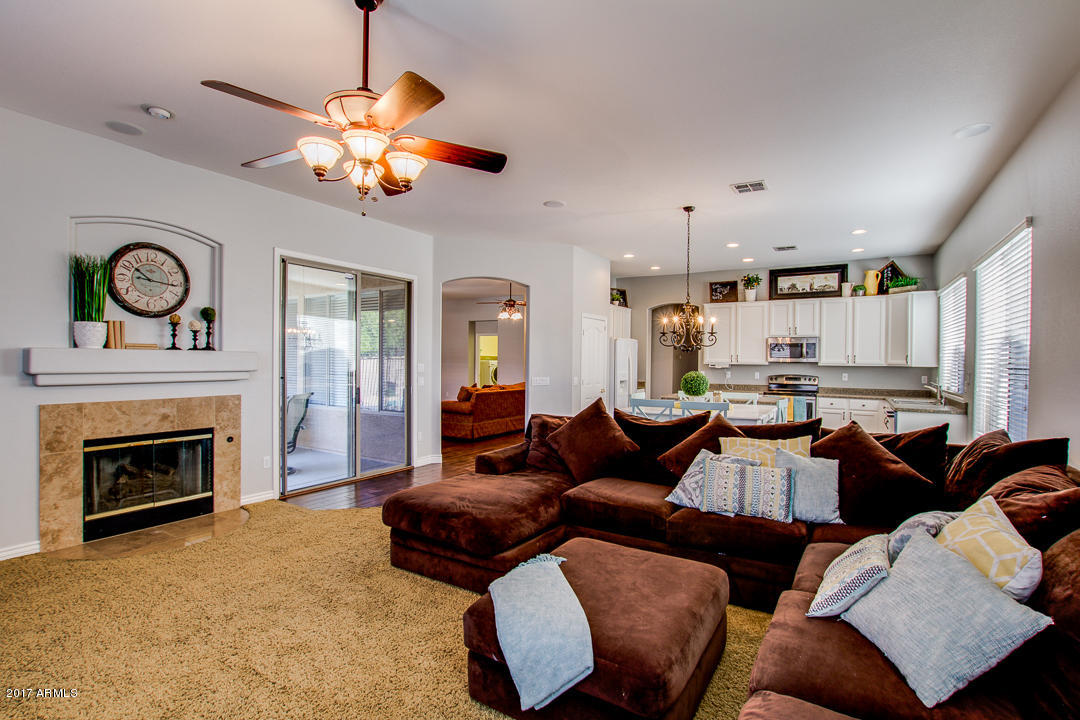 402 E Windsor Dr, Gilbert, AZ 85296 photo 17