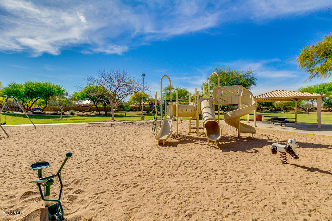 402 E Windsor Dr, Gilbert, AZ 85296 photo 48