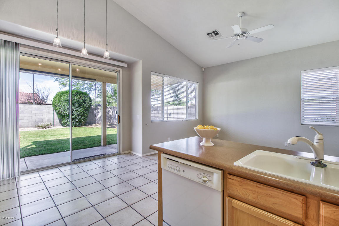 828 S Roanoke St, Gilbert, AZ 85296 photo 14