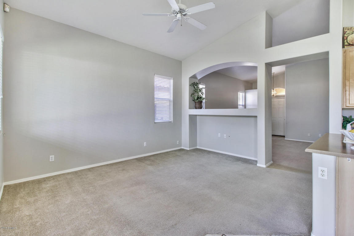 828 S Roanoke St, Gilbert, AZ 85296 photo 4