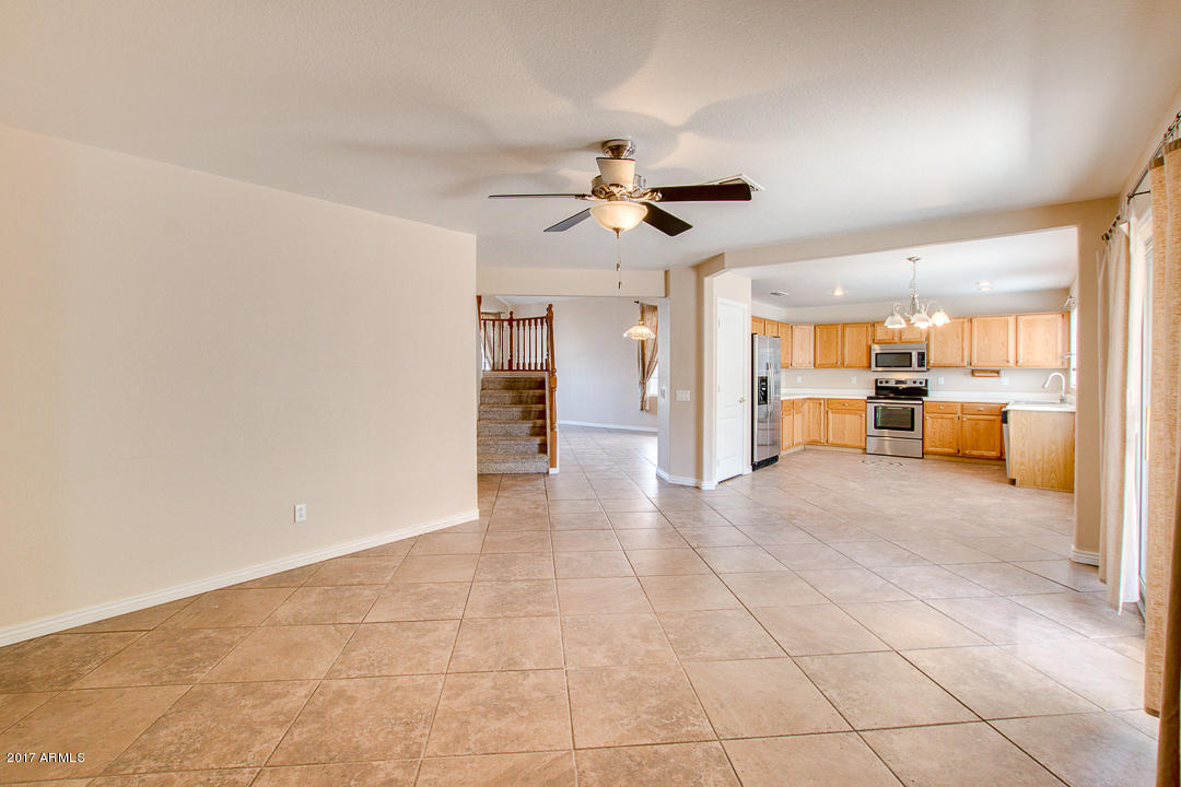 161 W Desert Ct, Gilbert, AZ 85233 photo 12