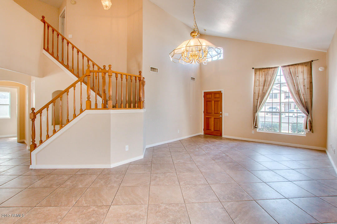 161 W Desert Ct, Gilbert, AZ 85233 photo 8