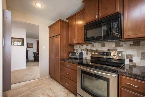 2530 E Christy Dr, Phoenix, AZ 85028 photo 12