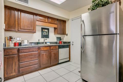 2821 E Osborn Rd, Phoenix, AZ 85016 photo 4