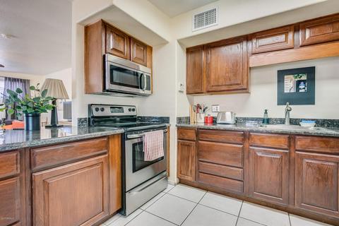 2821 E Osborn Rd, Phoenix, AZ 85016 photo 5