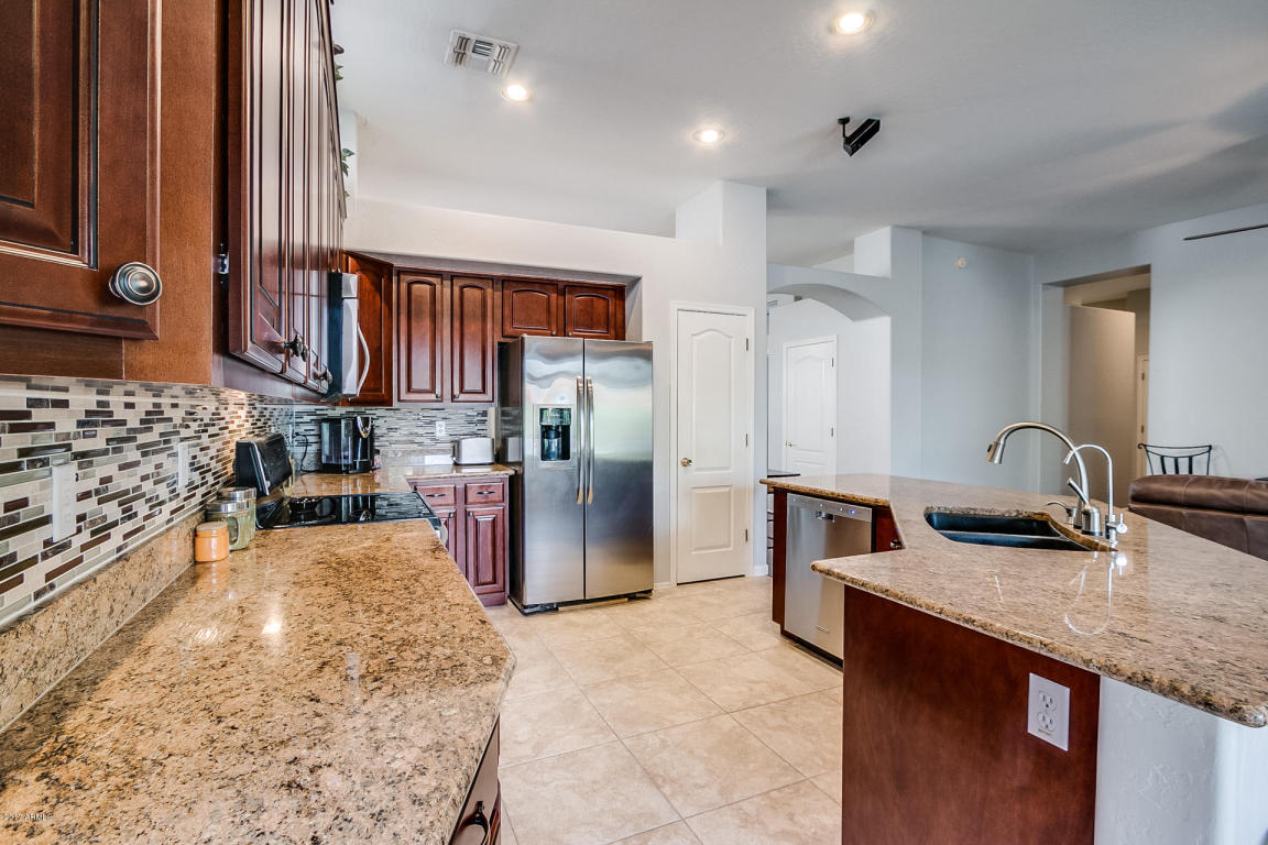 774 E Maria Ln, Tempe, AZ 85284 photo 8