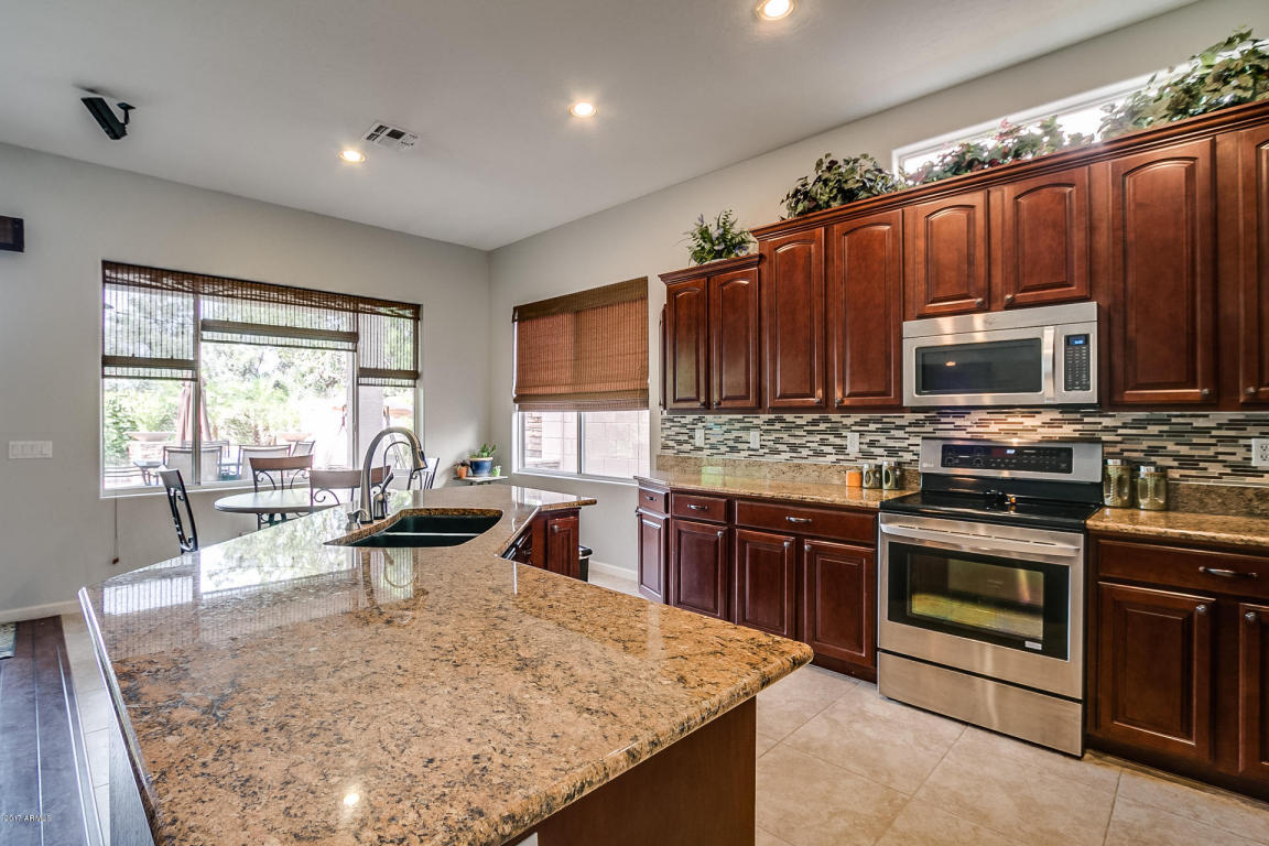 774 E Maria Ln, Tempe, AZ 85284 photo 6
