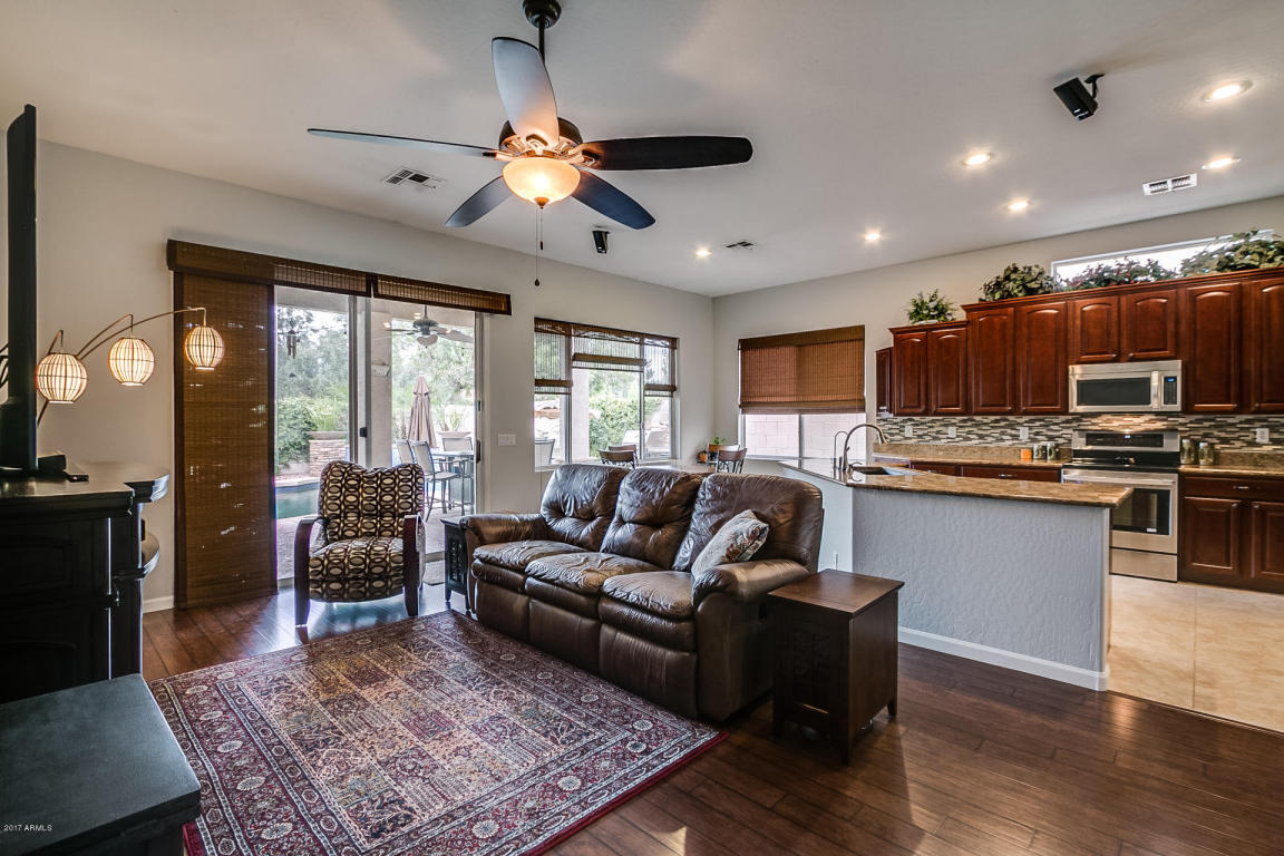774 E Maria Ln, Tempe, AZ 85284 photo 12