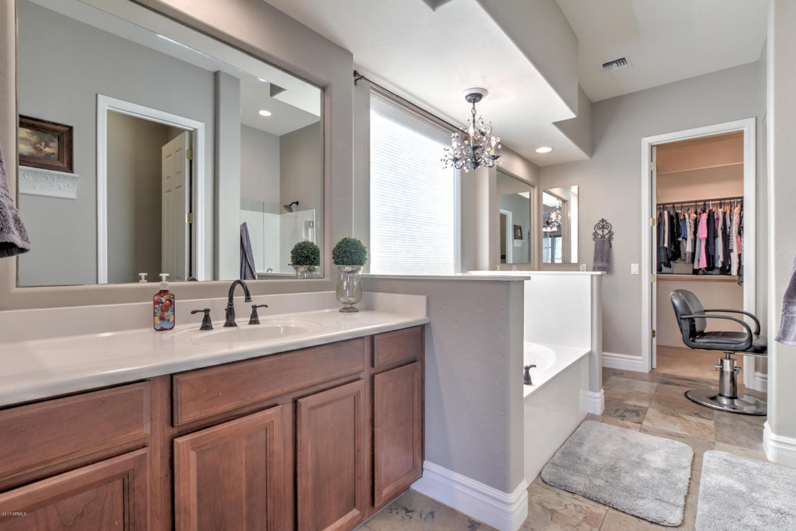 3066 E Muirfield St, Gilbert, AZ 85298 photo 11