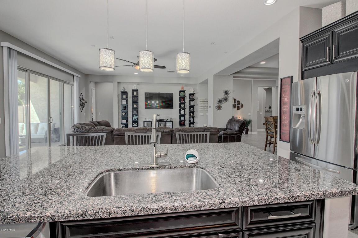 3917 E Peartree Ln, Gilbert, AZ 85298 photo 24