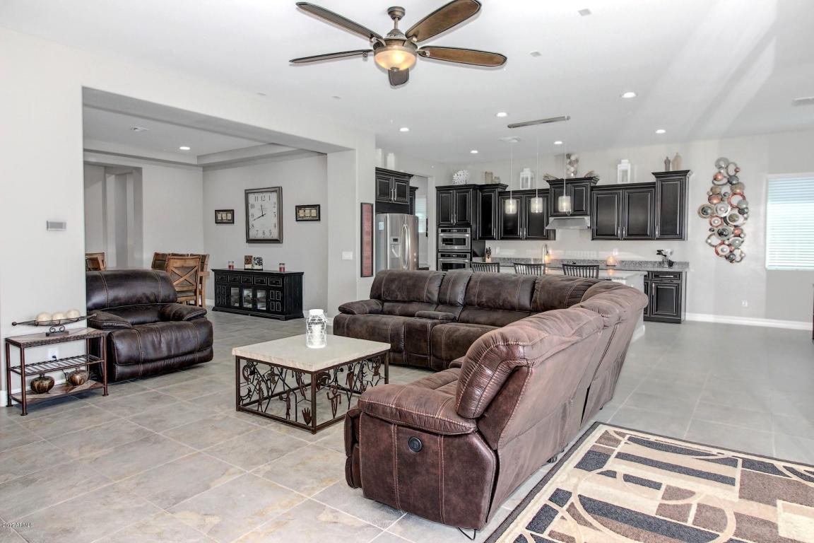 3917 E Peartree Ln, Gilbert, AZ 85298 photo 14