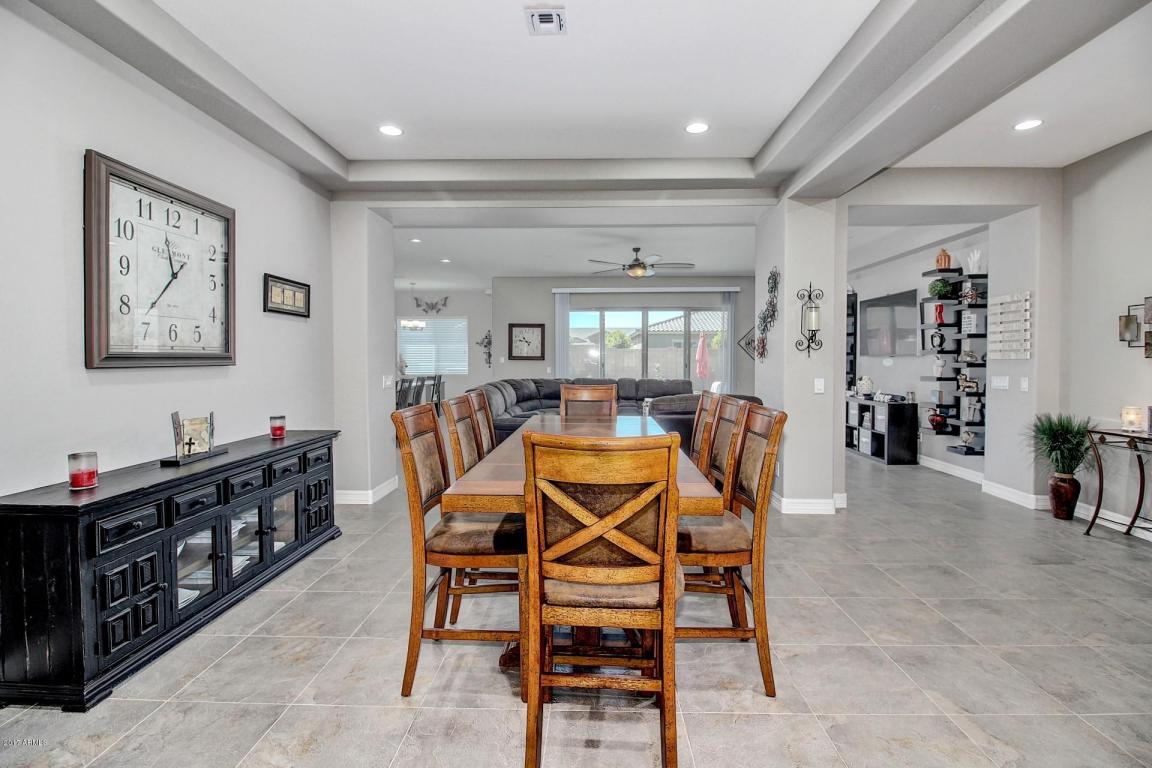 3917 E Peartree Ln, Gilbert, AZ 85298 photo 11