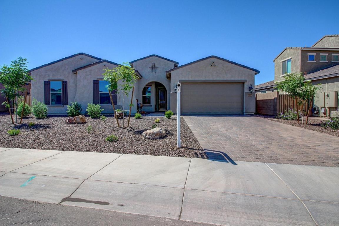 3917 E Peartree Ln, Gilbert, AZ 85298 photo 1