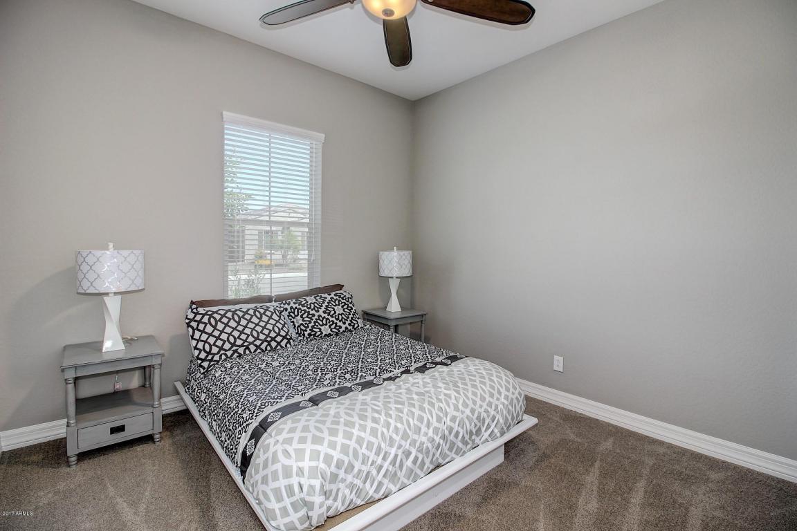 3917 E Peartree Ln, Gilbert, AZ 85298 photo 31