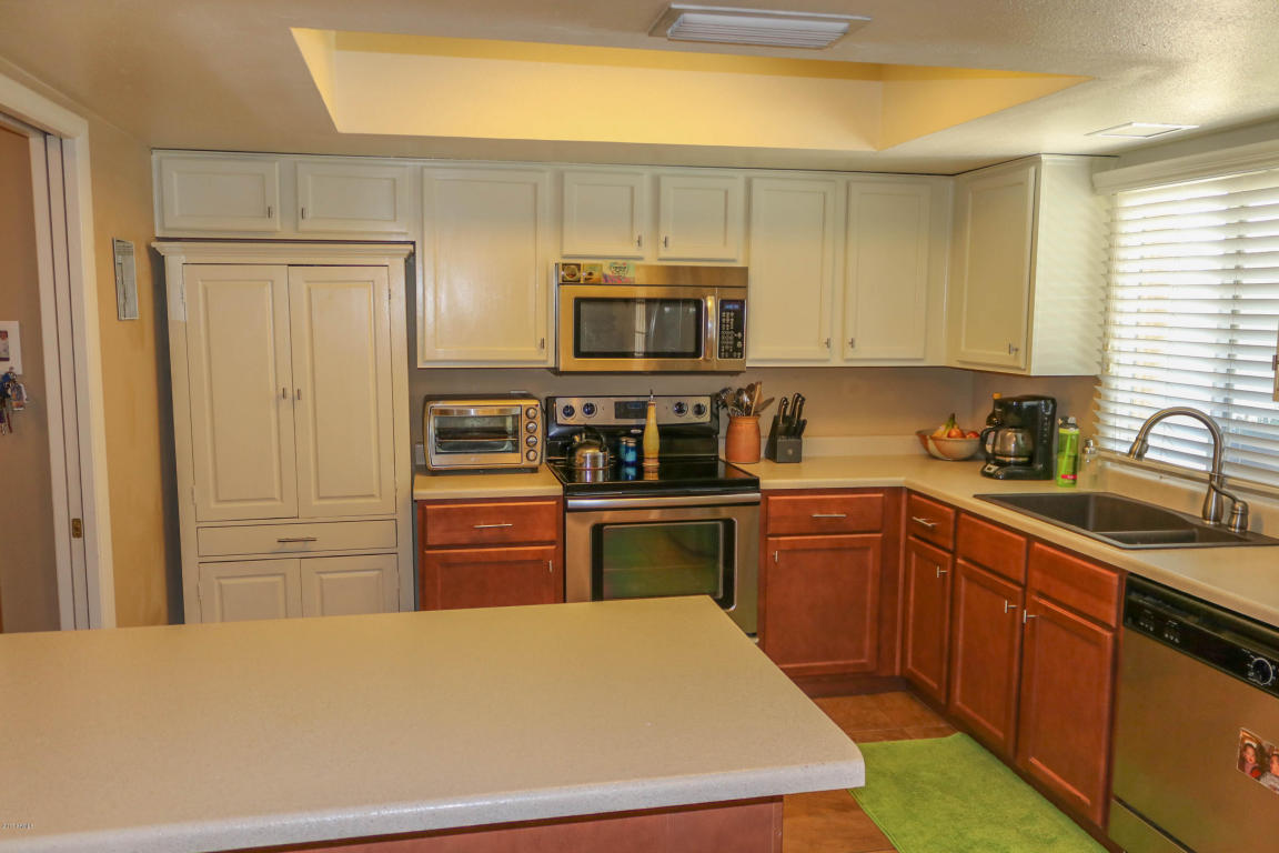 2065 E Greenway Dr, Tempe, AZ 85282 photo 9