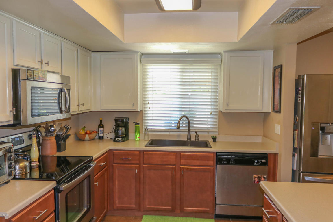 2065 E Greenway Dr, Tempe, AZ 85282 photo 10