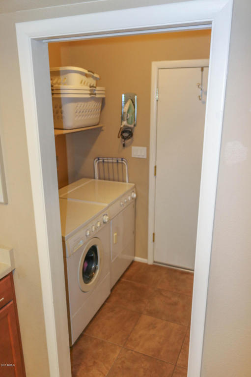 2065 E Greenway Dr, Tempe, AZ 85282 photo 12