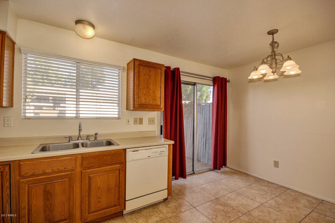 1009 E Bendix Dr, Tempe, AZ 85283 photo 8
