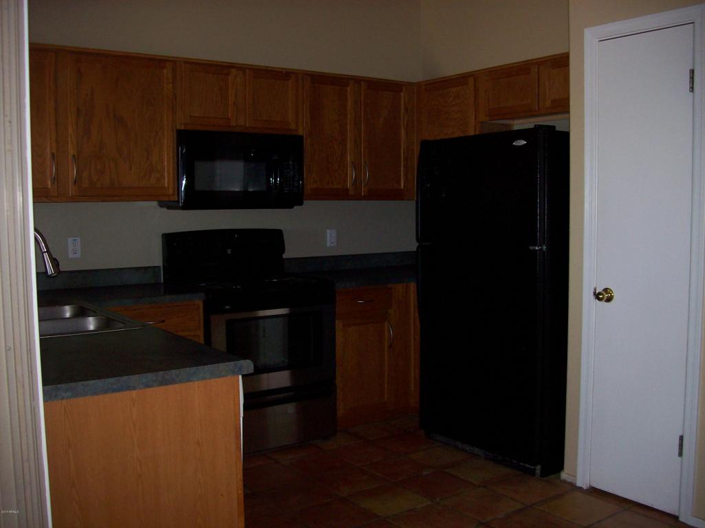 909 E Greenlee Ave, Apache Junction, AZ 85119 photo 4