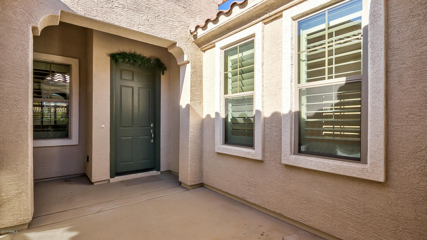 716 E Hummingbird Way, Gilbert, AZ 85297 photo 3