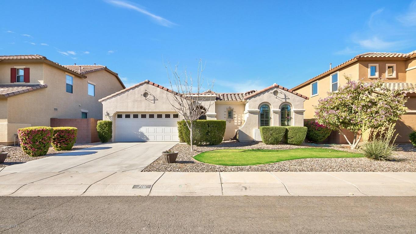716 E Hummingbird Way, Gilbert, AZ 85297 photo 1