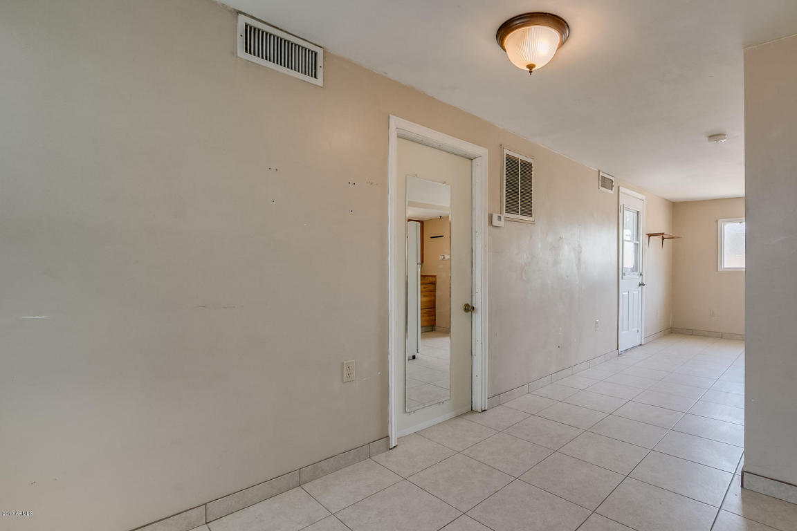 810 E Palmaire Ave, Phoenix, AZ 85020 photo 53