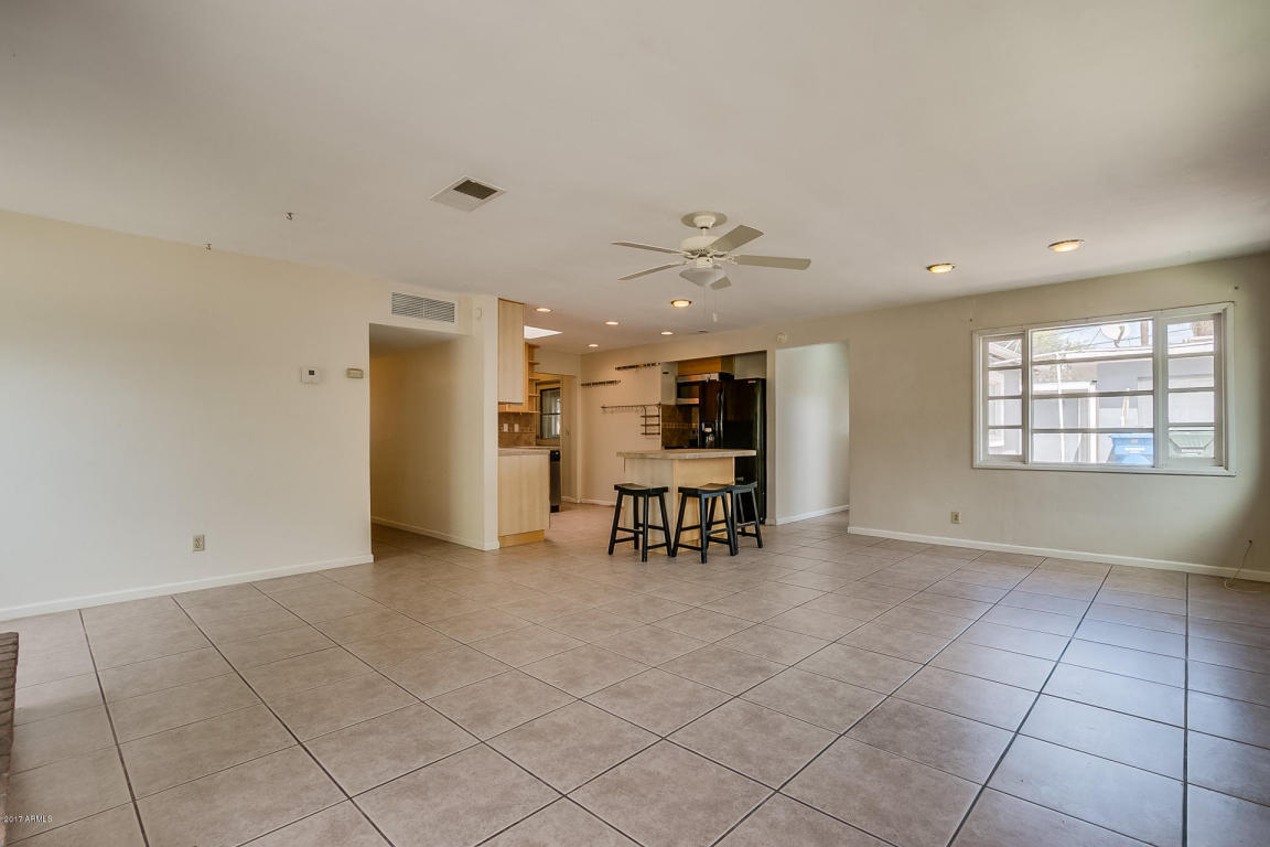 810 E Palmaire Ave, Phoenix, AZ 85020 photo 17