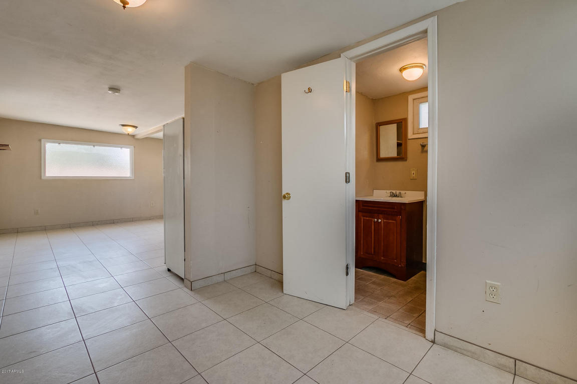 810 E Palmaire Ave, Phoenix, AZ 85020 photo 52