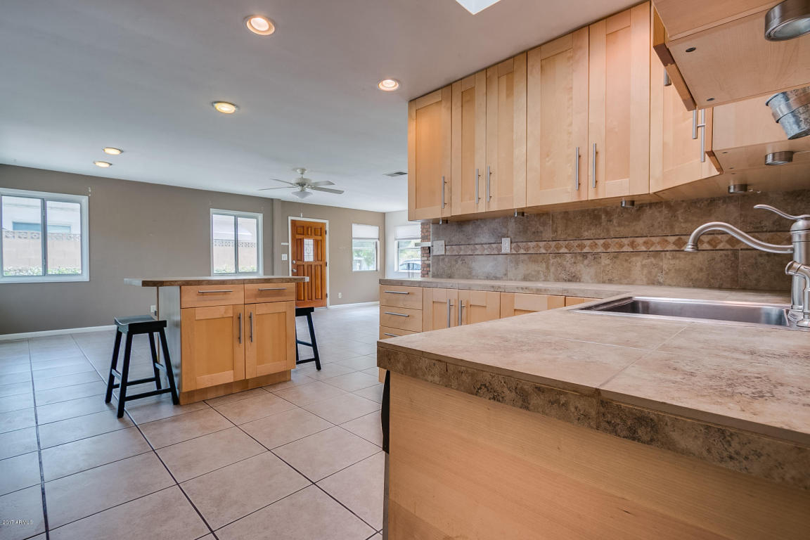 810 E Palmaire Ave, Phoenix, AZ 85020 photo 29