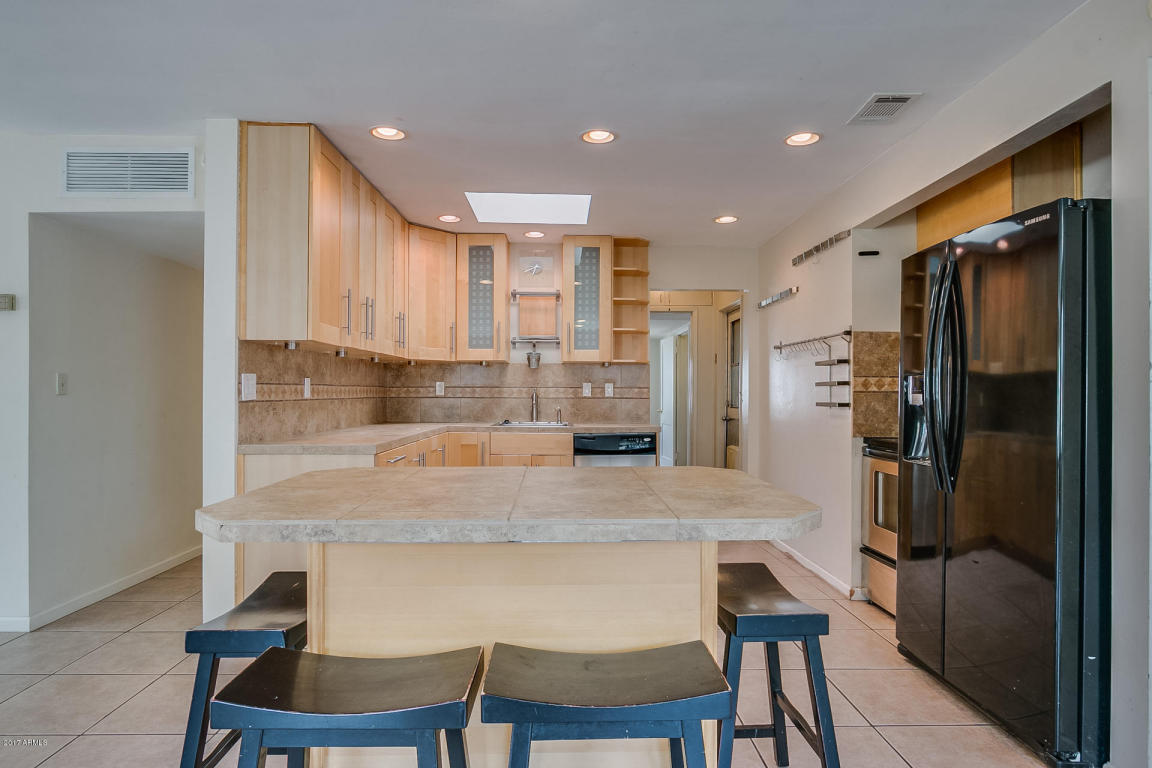 810 E Palmaire Ave, Phoenix, AZ 85020 photo 26
