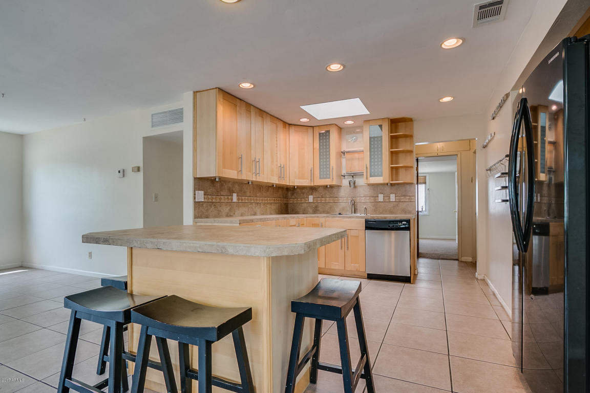 810 E Palmaire Ave, Phoenix, AZ 85020 photo 24