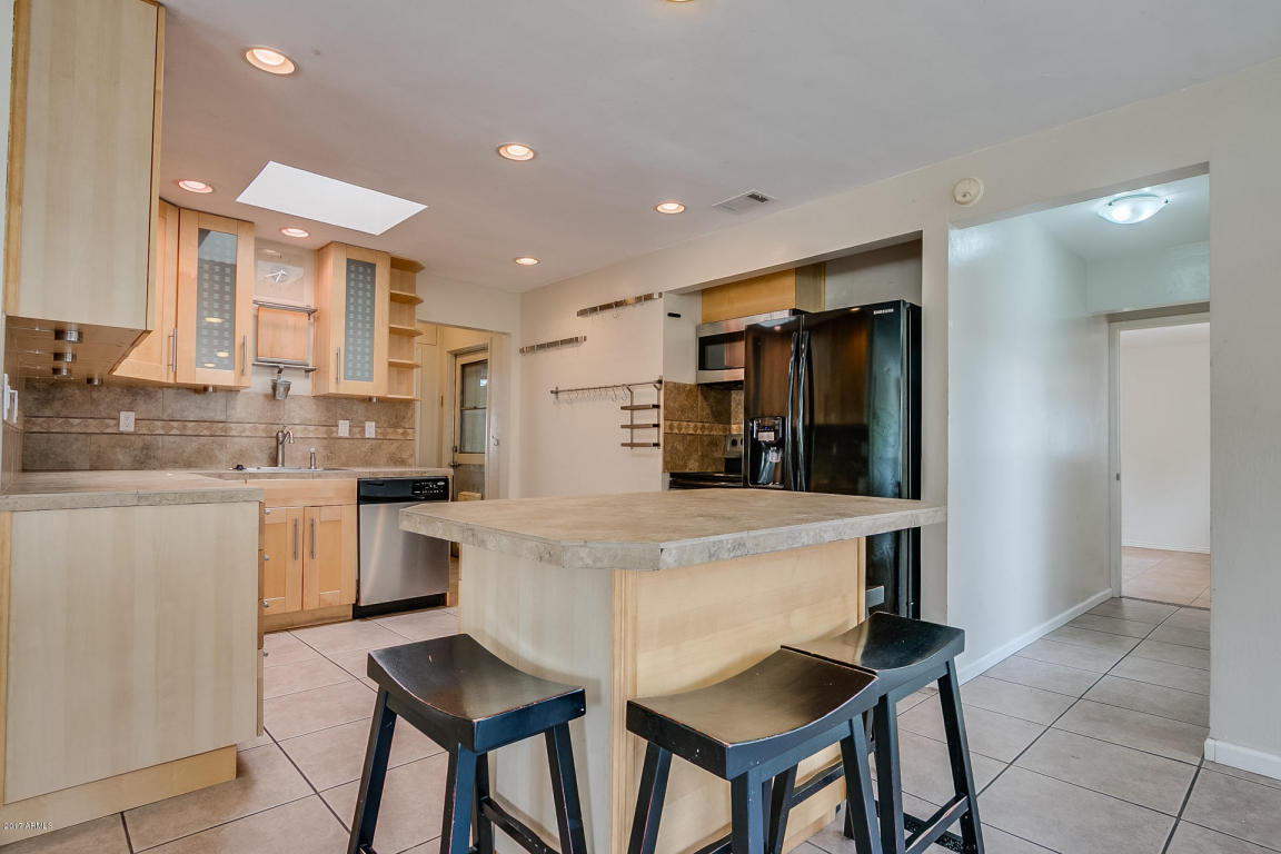 810 E Palmaire Ave, Phoenix, AZ 85020 photo 25
